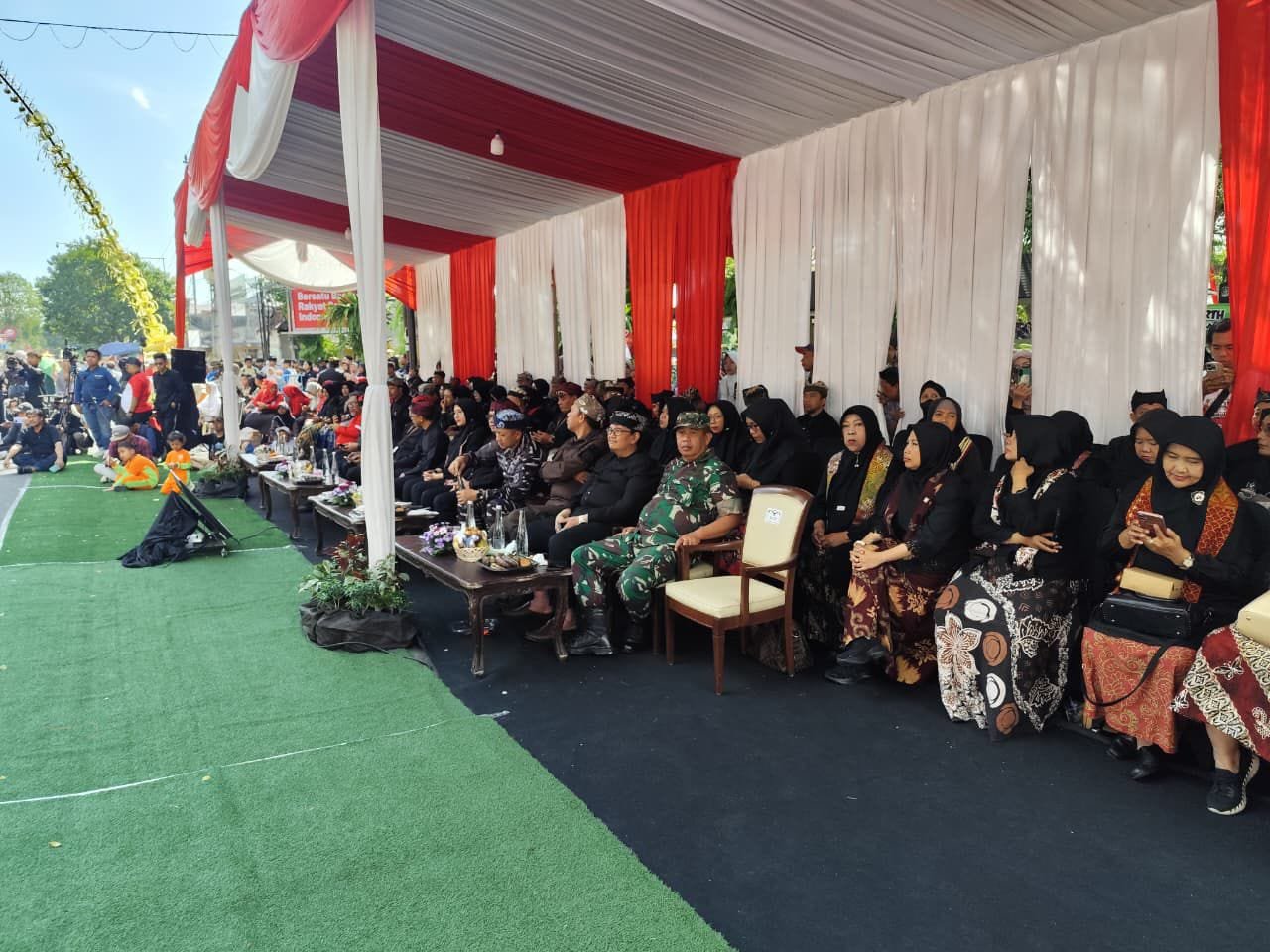 Kasdim 0825/Banyuwangi Hadiri Karnaval Kebangsaan