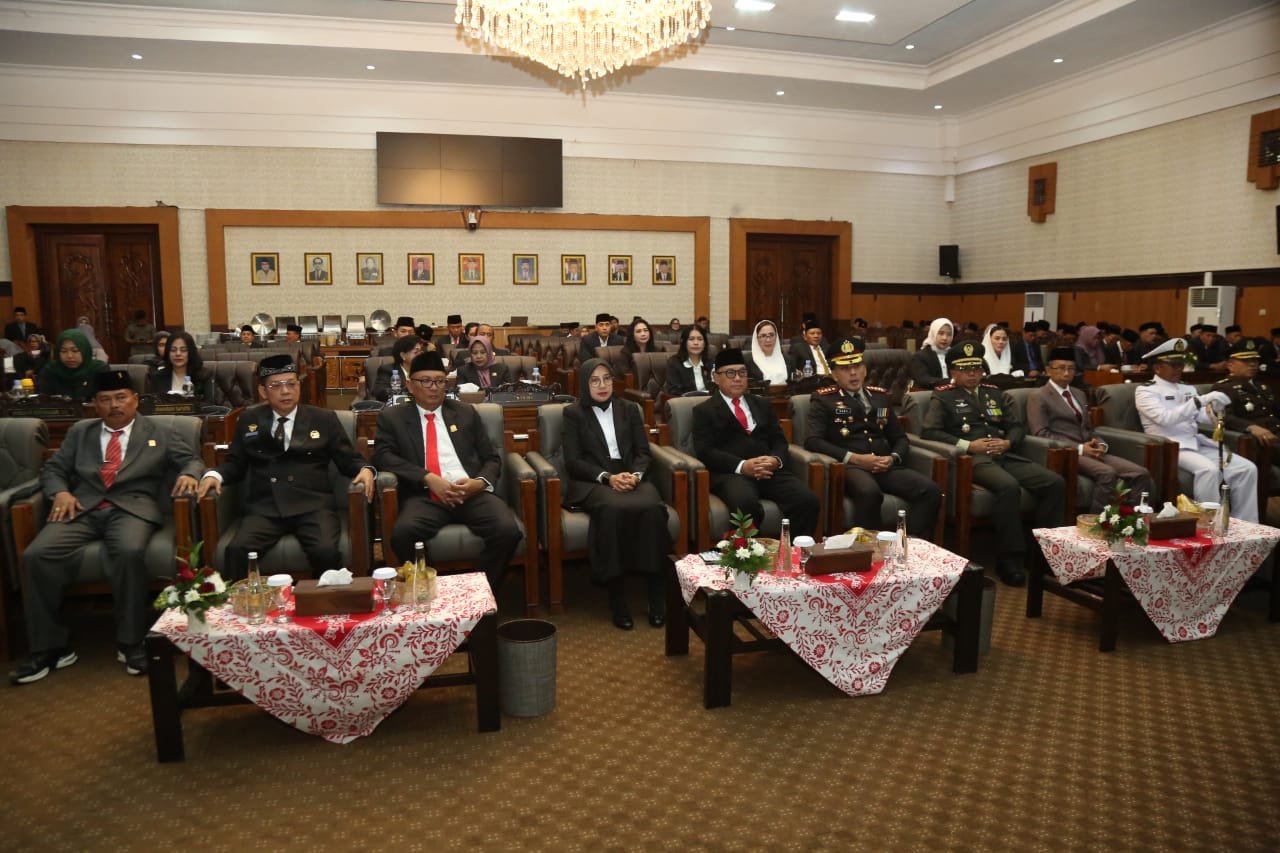 Dandim 0825/Banyuwangi Hadiri Rapat Paripurna DPRD Kabupaten Banyuwangi