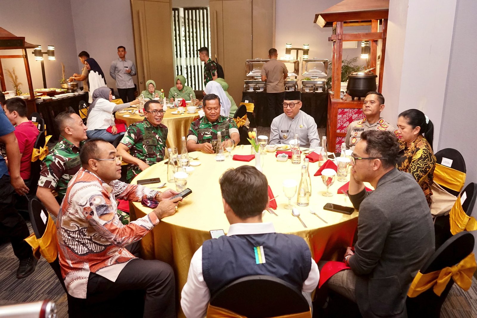 Danrem 083/Baladhika Jaya Jalin Keakraban Bersama Forkopimda Dan Mitra Di Banyuwangi