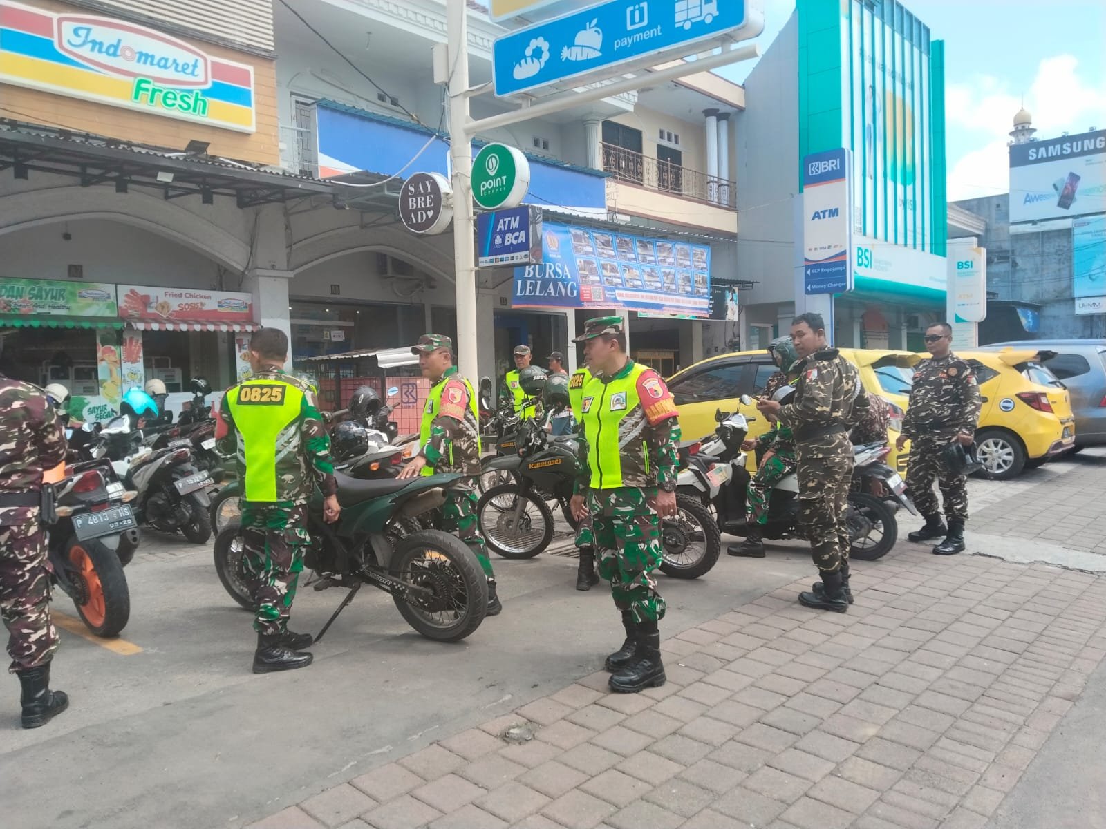 TNI dan Banser Kuatkan Sinergi, Gelar Patroli Gabungan Jaga Kondusifitas Rogojampi