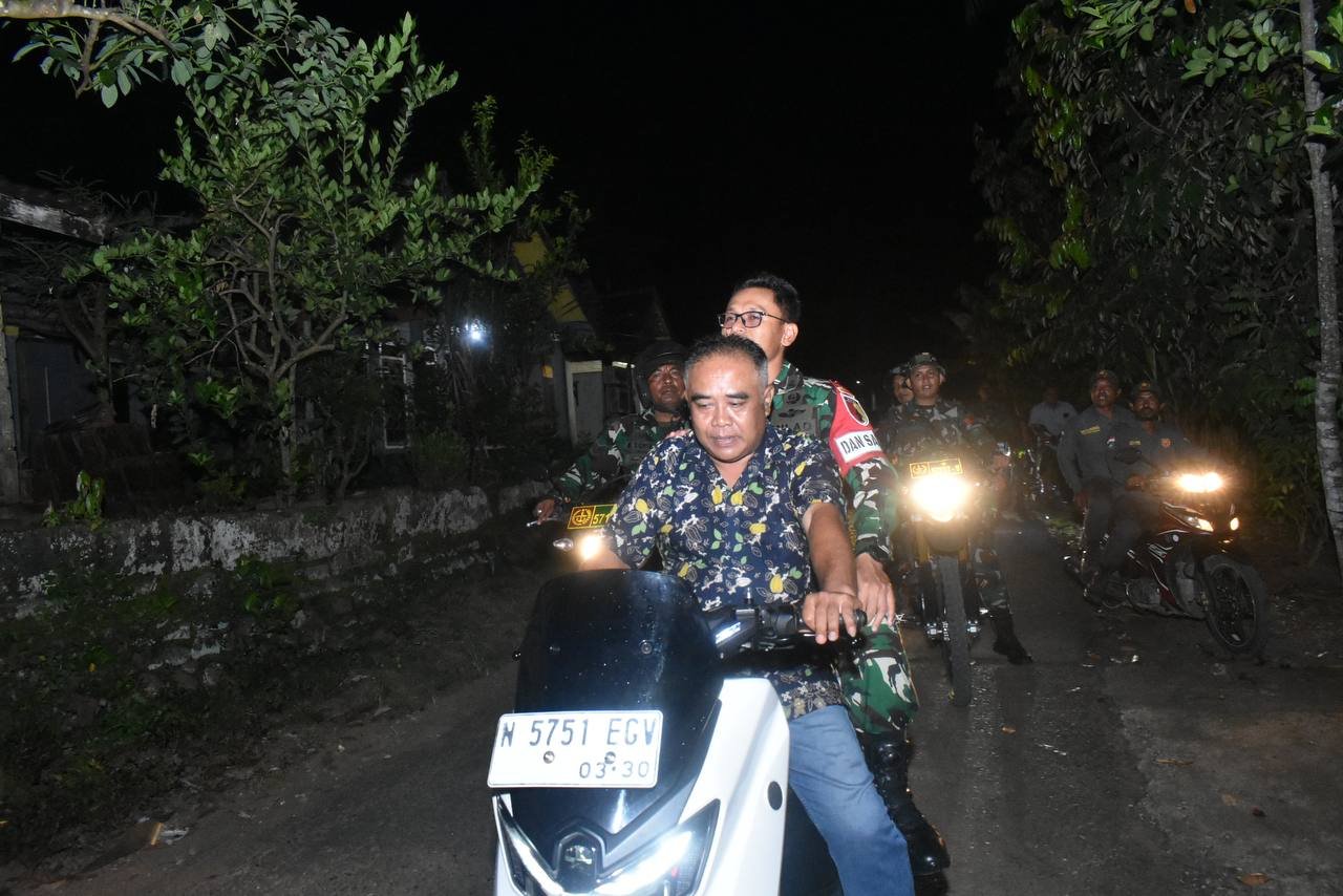 Dandim 0818 Malang-Batu Laksanakan Patroli Malam Bersama Warga Desa Lebakharjo
