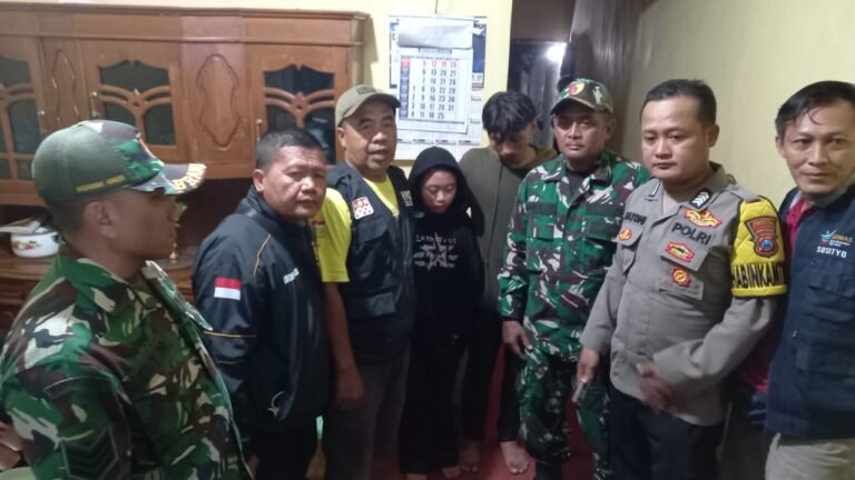 Tim Gabungan Koramil Songgon Berhasil Evakuasi Dua Wisata Yang Tersesat Di Kawasan Air Terjun Lider