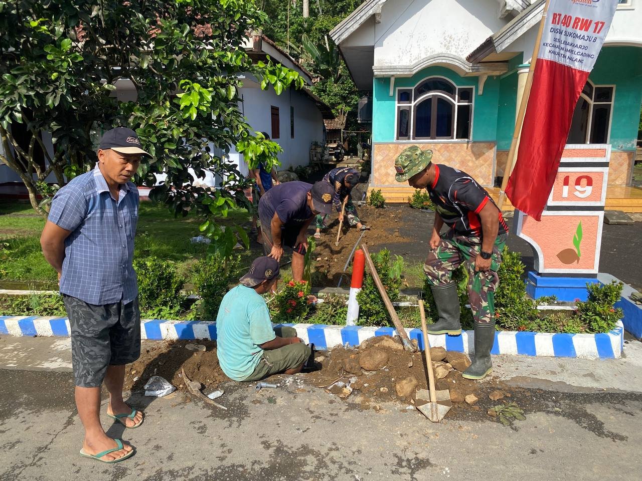 Air Bersih Mulai Mengalir, Bukti Nyata Keberhasilan Program Pipanisasi TMMD ke-126 di Desa Lebakharjo