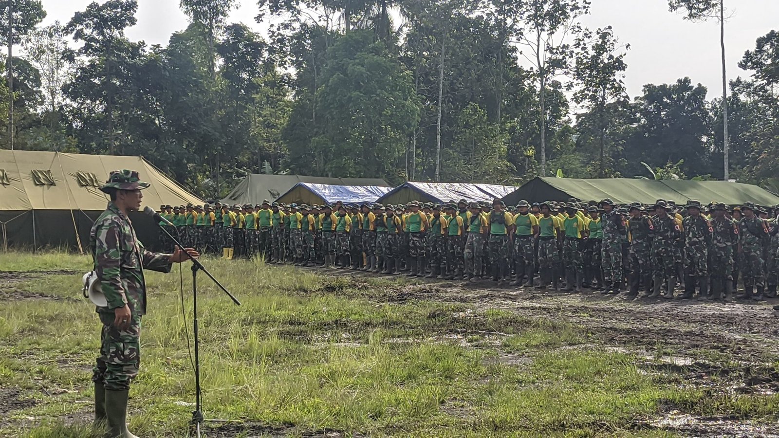 Pasi Ops Kodim 0821 Ambil Apel, Tegaskan Kesiapan Prajurit di Lokasi Pemulihan Semeru