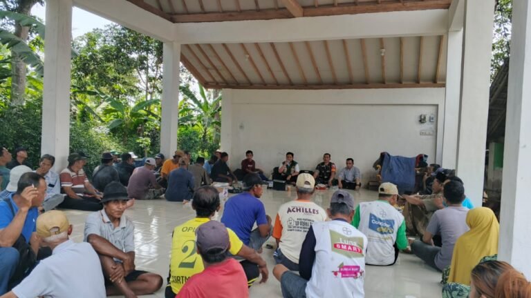 Tingkatkan Produktivitas Pertanian, Babinsa Desa Bubuk Dampingi Pertemuan Kelompok Tani Kacang Panjang