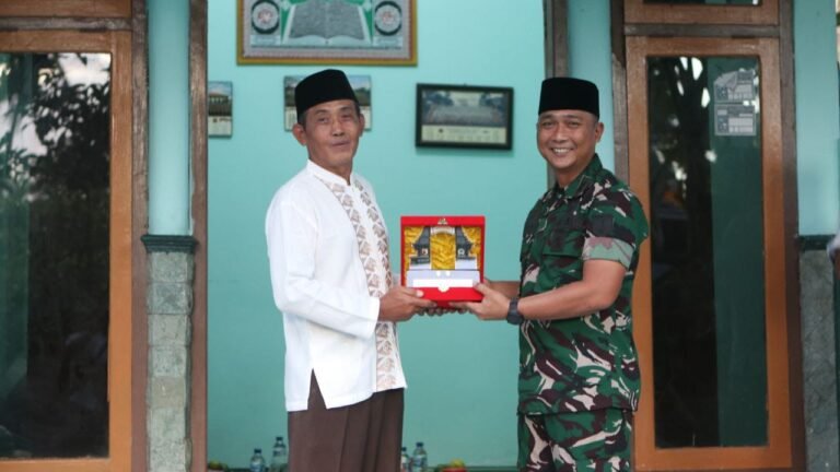 Dandim 0825/Banyuwangi Hadiri Pelepasan Purna Tugas Kapten Cba Wailik, Momen Haru Pengabdian Prajurit TNI yang Tuntas dengan Kehormatan
