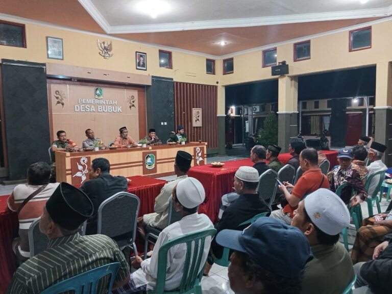 Perkuat Ketahanan Pangan, Babinsa dan Bhabinkamtibmas Hadiri Konsolidasi Petani Desa Bubuk