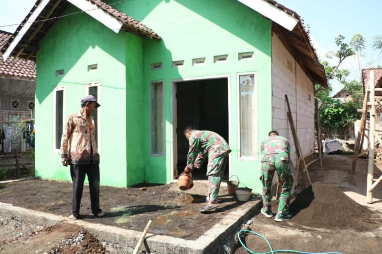 Senyum Bahagia Penerima Manfaat RTLH, Rehab Rumah Segera Rampung.